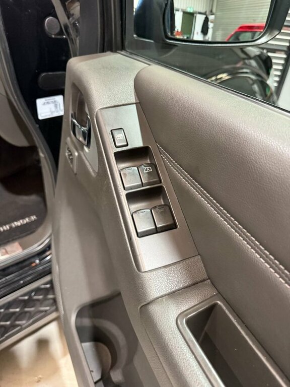 Nissan Pathfinder Dci Tekna Grey #37