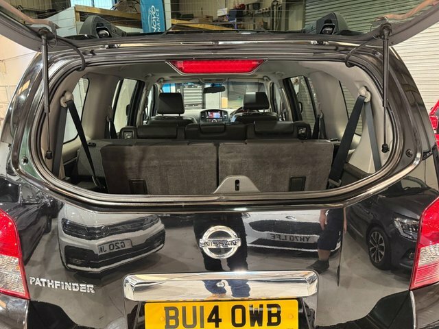 Nissan Pathfinder Dci Tekna Grey #16