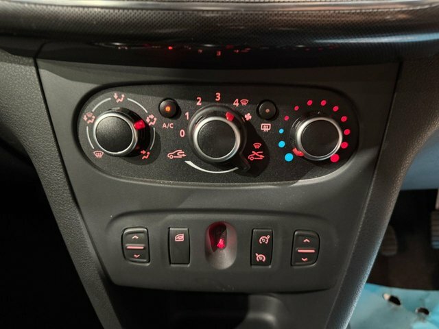 Dacia Sandero Stepway Sandero Stepway 1.5 Dci Ambiance Hatchback Blue #30