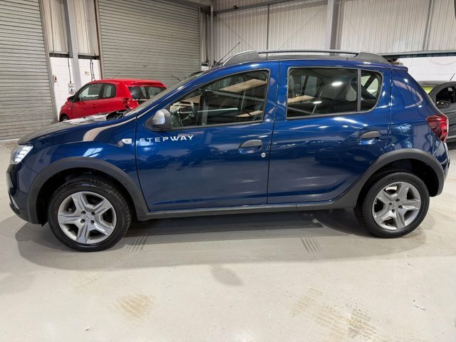 Dacia Sandero Stepway 2017 0.9 Tce Laureate Hatchback Blue #6