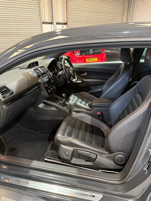 Volkswagen Scirocco Volkswagen Scirocco R 2.0 Tsi 280Ps 6-Speed Dsg 3 Blue #13