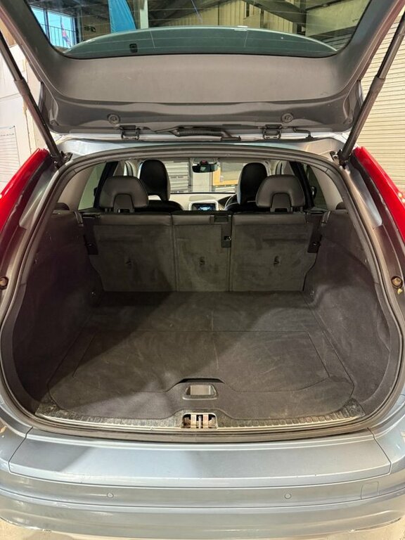 Volvo XC60 2L R-design Nav Blue #14