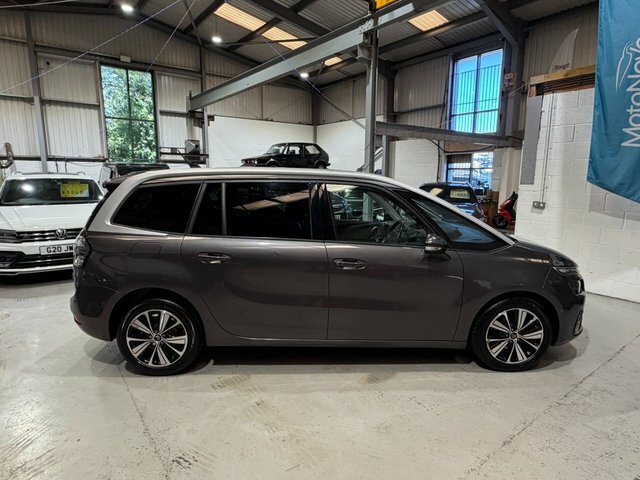 Citroen Grand C4 SpaceTourer Puretech Touch Edition Red #2