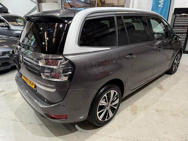 Citroen Grand C4 SpaceTourer Puretech Touch Edition Red #3