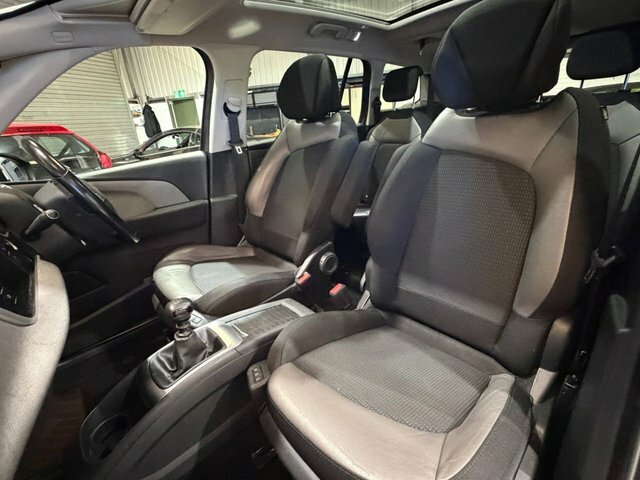 Citroen Grand C4 SpaceTourer Puretech Touch Edition Red #13
