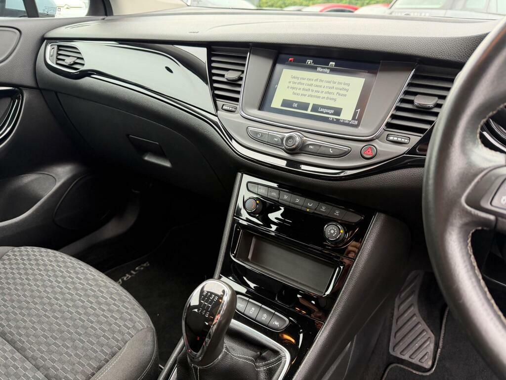 Vauxhall Astra 1.6 Cdti Ecotec Blueinjection Tech Line Nav Sports Black #20