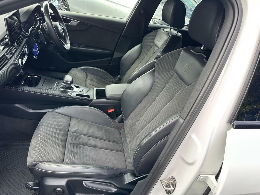 Audi A4 35 Tdi Black Edition S Tronic Comfortsound Black #21