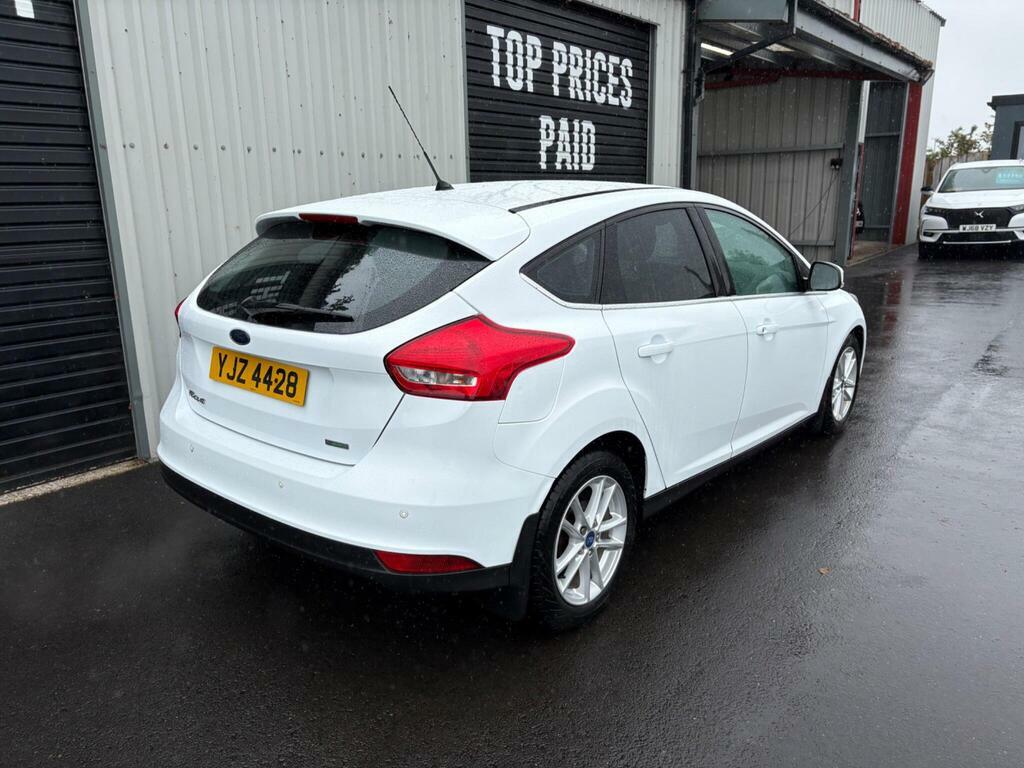 Ford Focus 1.0T Ecoboost Zetec Euro 6 S S YJZ4428 White #2