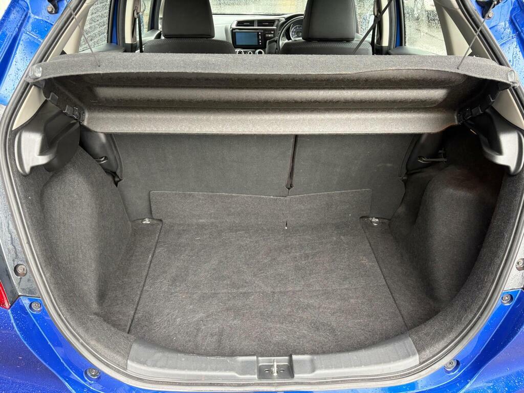 Honda Jazz 1.3 I-vtec Ex Silver #24