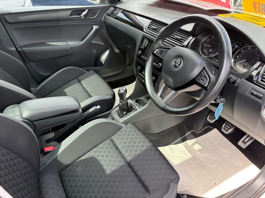 Skoda Rapid Spaceback 1L Se Tech Blue #10