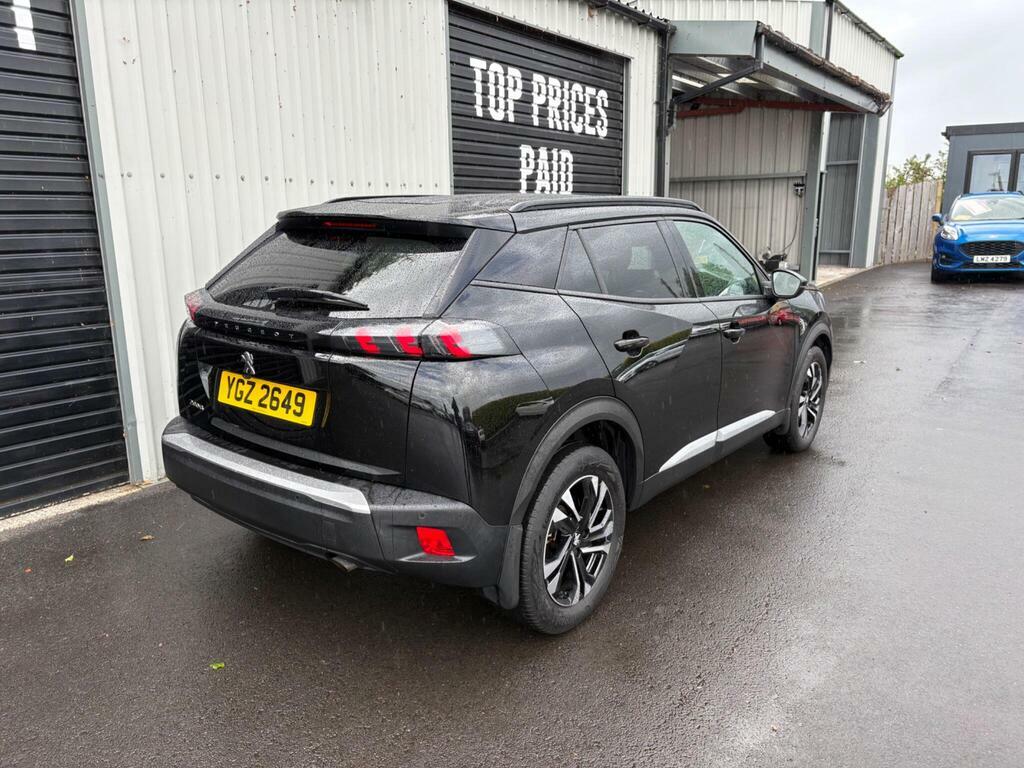 Peugeot 2008 1.2 Puretech Allure Premium Euro 6 S S Black #3