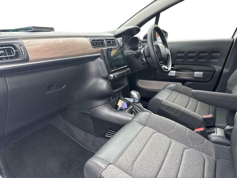Citroen C3 1.2 Puretech Shine Plus Eat6 Euro 6 Ss FG22DXW White #3