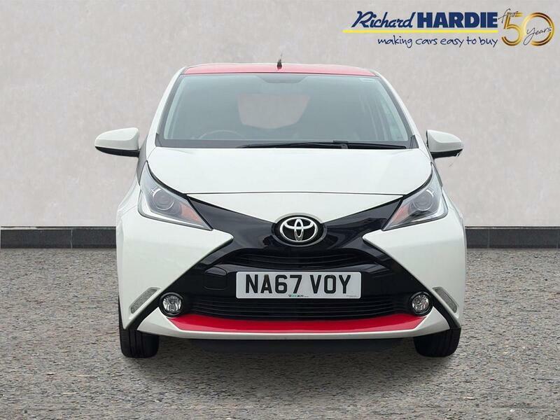 Toyota Aygo 1.0 Vvt-i X-press Euro 6 NA67VOY White #4
