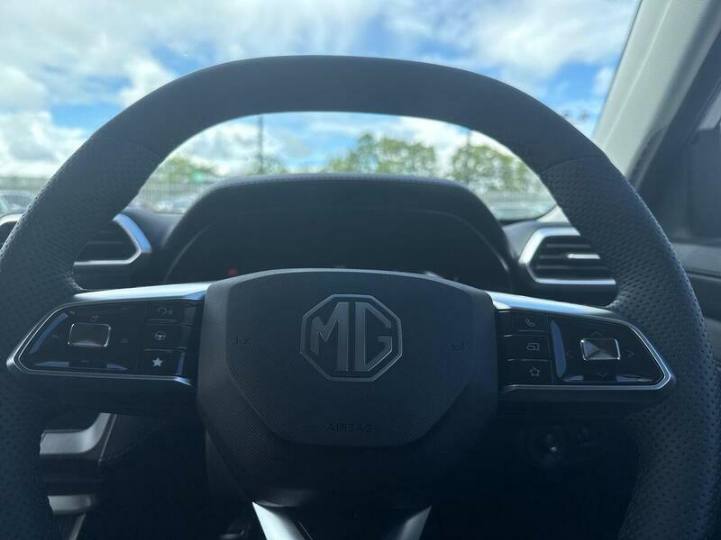 MG ZS Excite Vti-tech Red #18