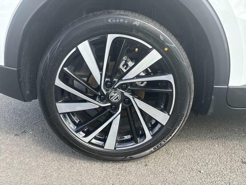 MG ZS Excite Vti-tech Red #7