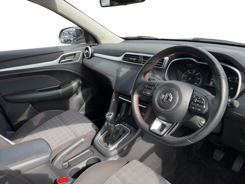 MG ZS Hatchback Red #7