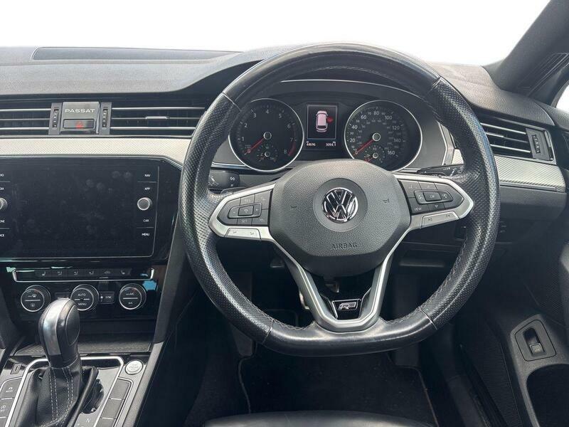 Volkswagen Passat 2.0 Tdi Evo Scr Se Nav Dsg Black #8