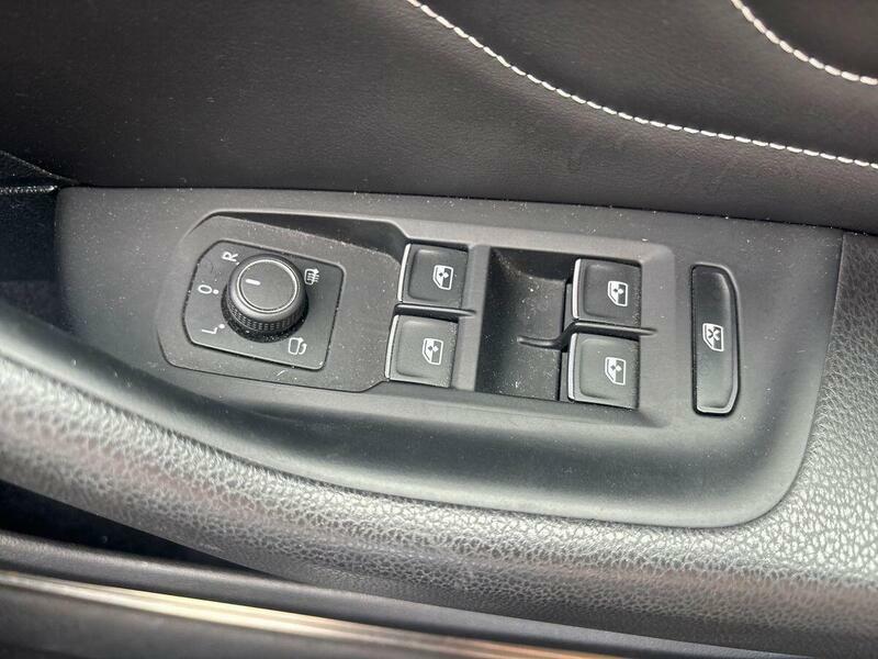 Volkswagen Passat 2.0 Tdi Evo Scr Se Nav Dsg Black #13