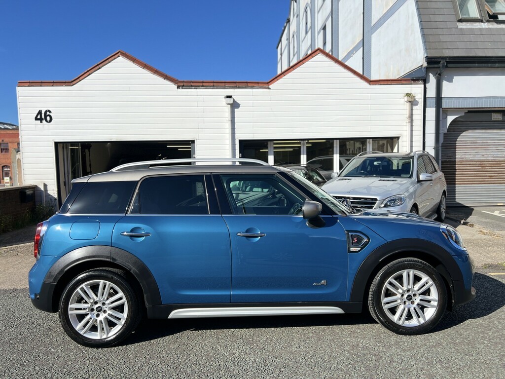 Mini Countryman 2.0 Countryman Cooper S All4 Exclusive Blue #2