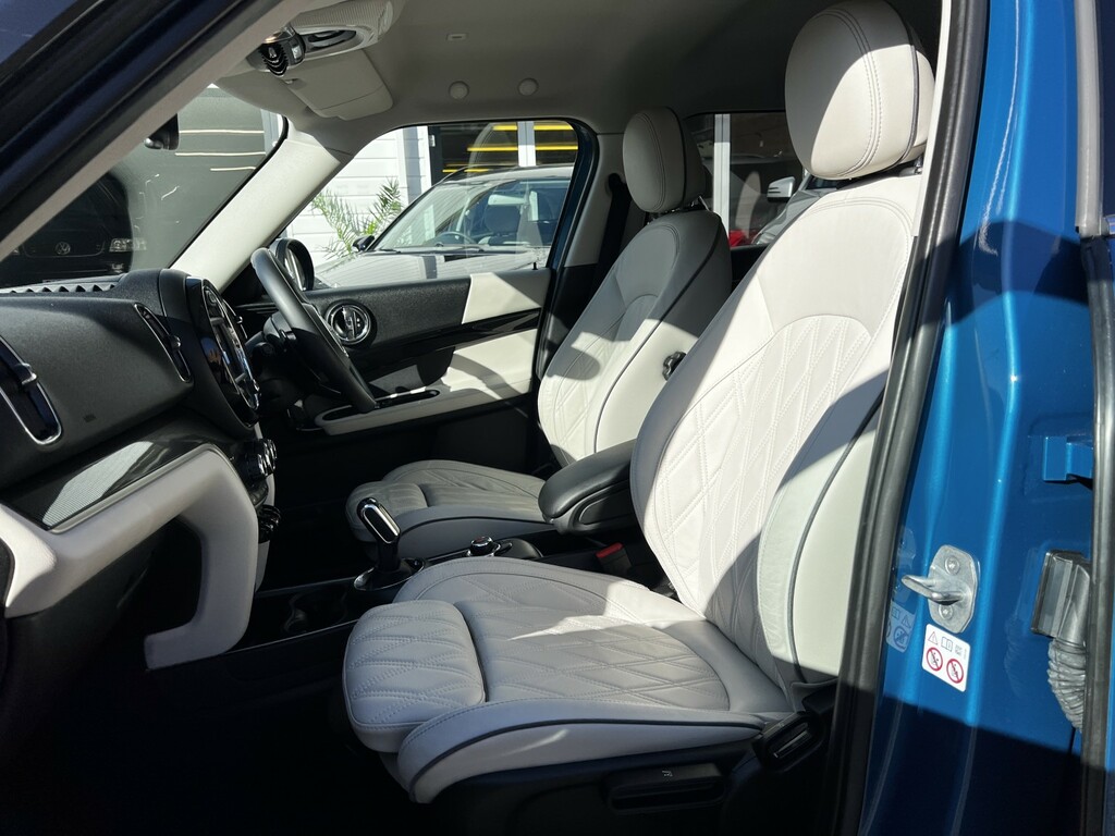 Mini Countryman Grey #16