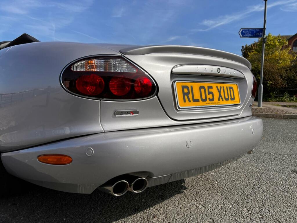 Jaguar XKR-S Convertible Silver #57