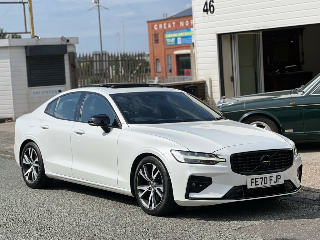Volvo S60 2.0 R-design Plus T5 White #4