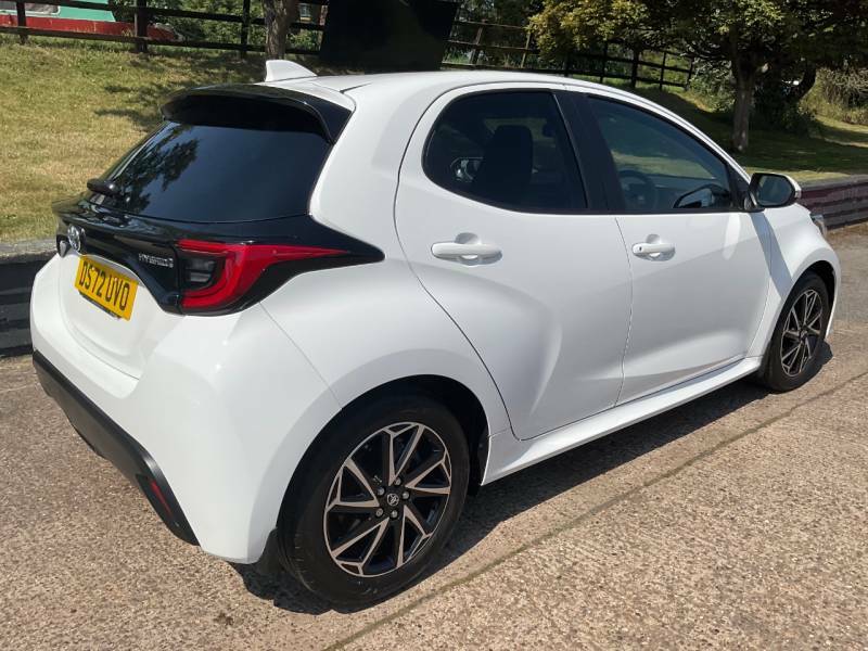 Toyota Yaris 1.5 Hybrid Design Cvt - 2023 72 DS72UVO White #4