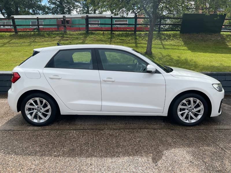 Audi A1 30 Tfsi Sport White #3