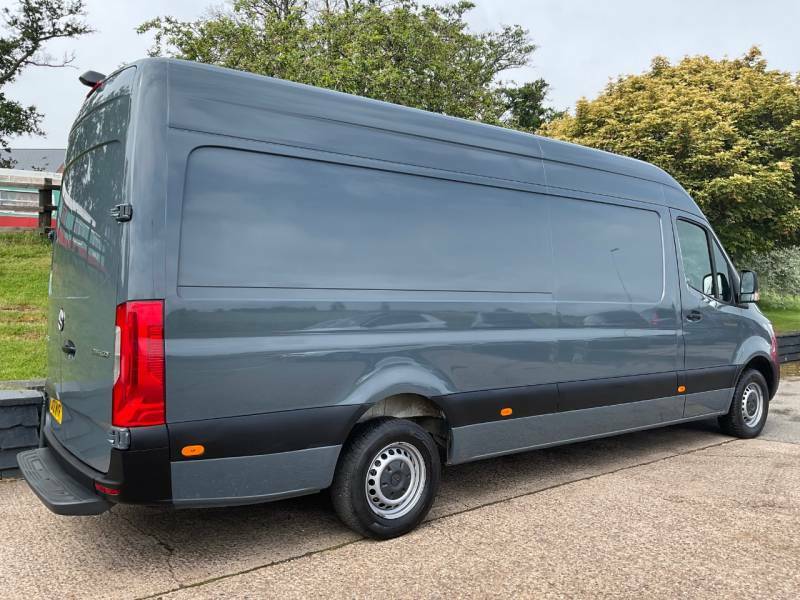 Mercedes-Benz Sprinter 3.5T H2 Progressive Van Grey #4