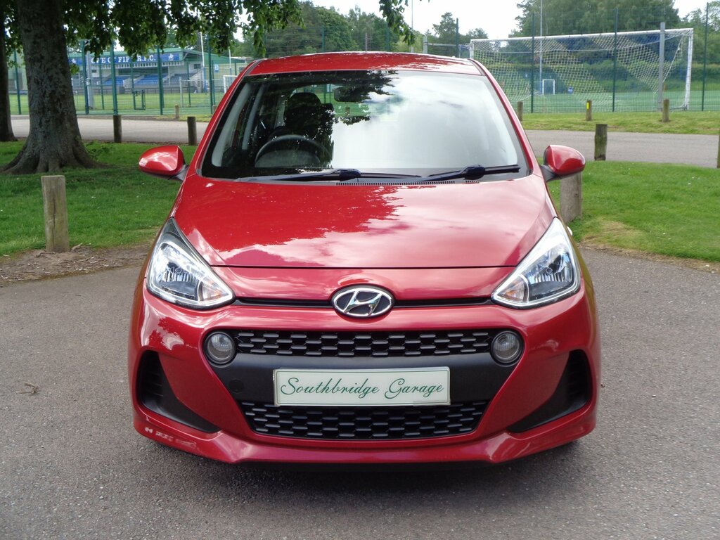 Hyundai I10 1.0 Se 5-Door SN17PGO Red #5