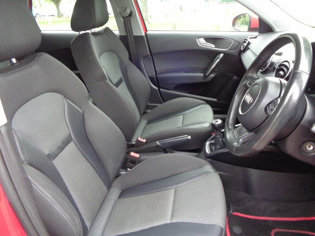 Audi A1 1.0 Sportback Tfsi Sport 93 Bhp Blue #12