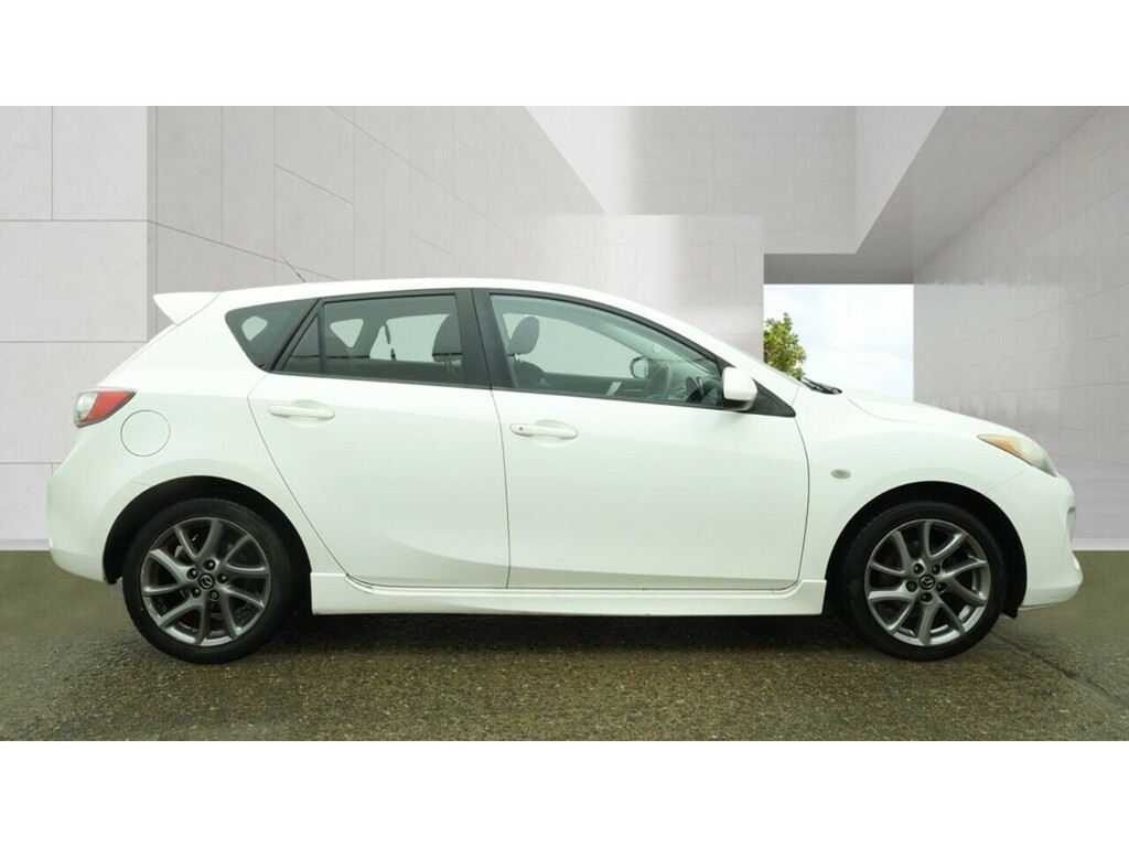 Mazda 3 Venture White #2