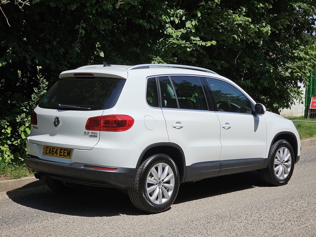 Volkswagen Tiguan Tdi Bluemotion Tech Match EA64EEM White #2
