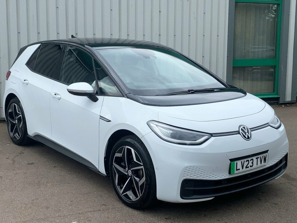 Volkswagen ID.3 2023 Pro S 77Kwh Tour Hatchback LV23TVW White #4