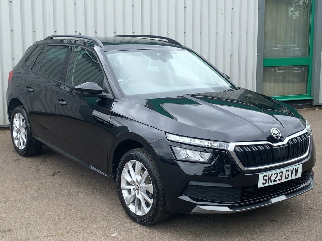 Skoda Kamiq 2023 1.0 Tsi Se Drive Suv Euro 6 SK23GYW Black #4