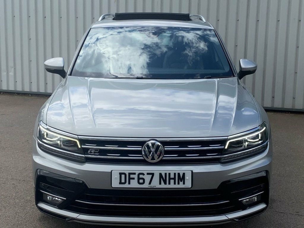 Volkswagen Tiguan 2018 2.0 Tdi R-line Suv Dsg 4Motion Eur DF67NHM Silver #2