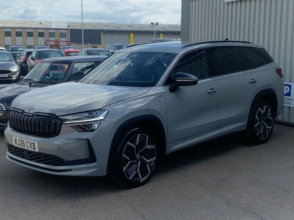 Skoda Kodiaq 2026 1.5 Tsi Iv 25.7Kwh Sportline Suv P WJ26CVB Grey #3