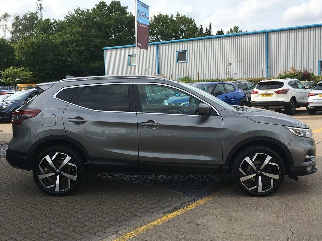Nissan Qashqai 1.3 Dig-t N-motion Suv Euro 6 S YL70THU Grey #2