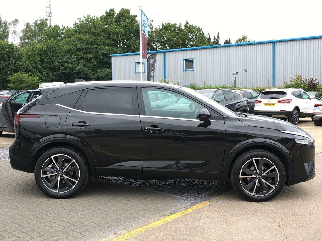 Nissan Qashqai 1.3 Dig-t Mhev Tekna Suv Hybrid Xtron E YD22NLC Black #2