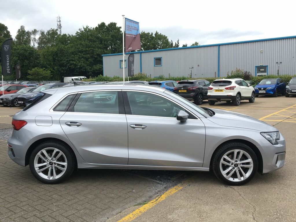 Audi A3 1.0 Tfsi 30 Sport Sportback S Tronic Eu GK24DZH Silver #2