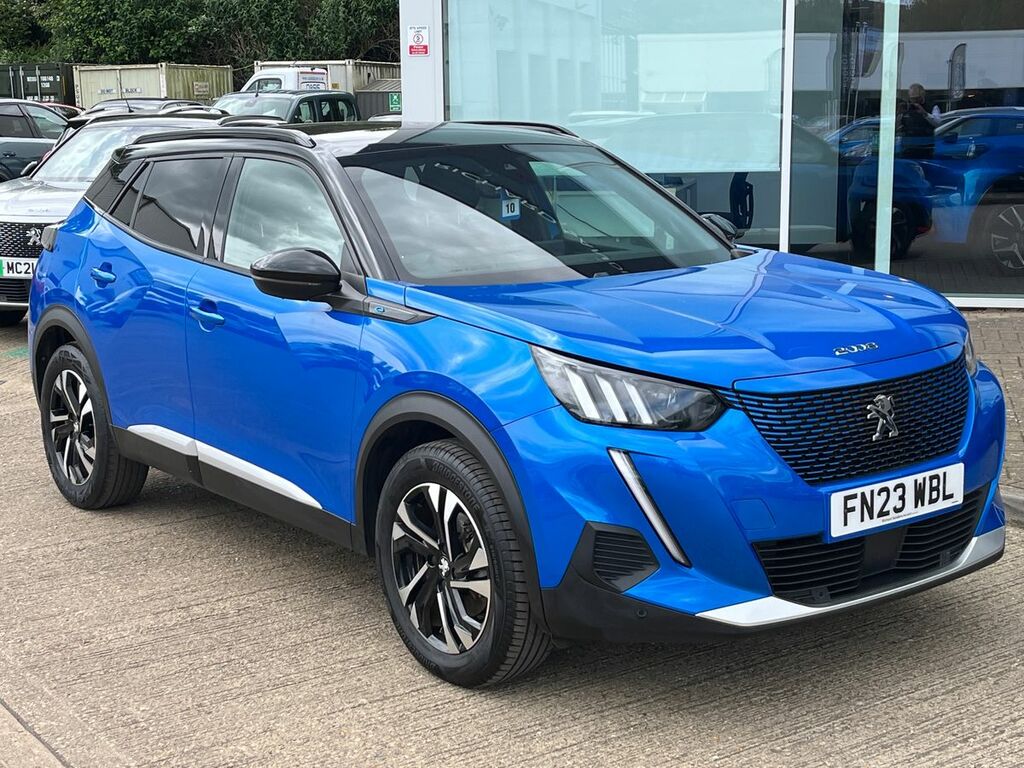 Peugeot e-2008 50Kwh Gt Suv 7Kw Charger 136 Blue