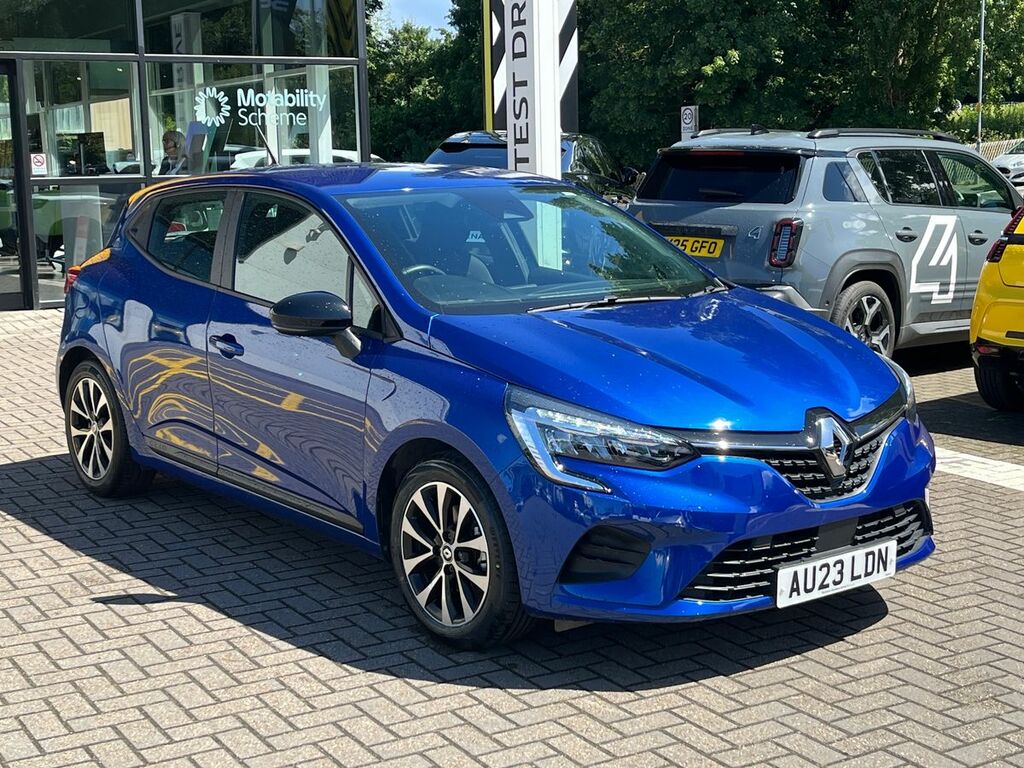 Renault Clio Hatchback Evolution Blue