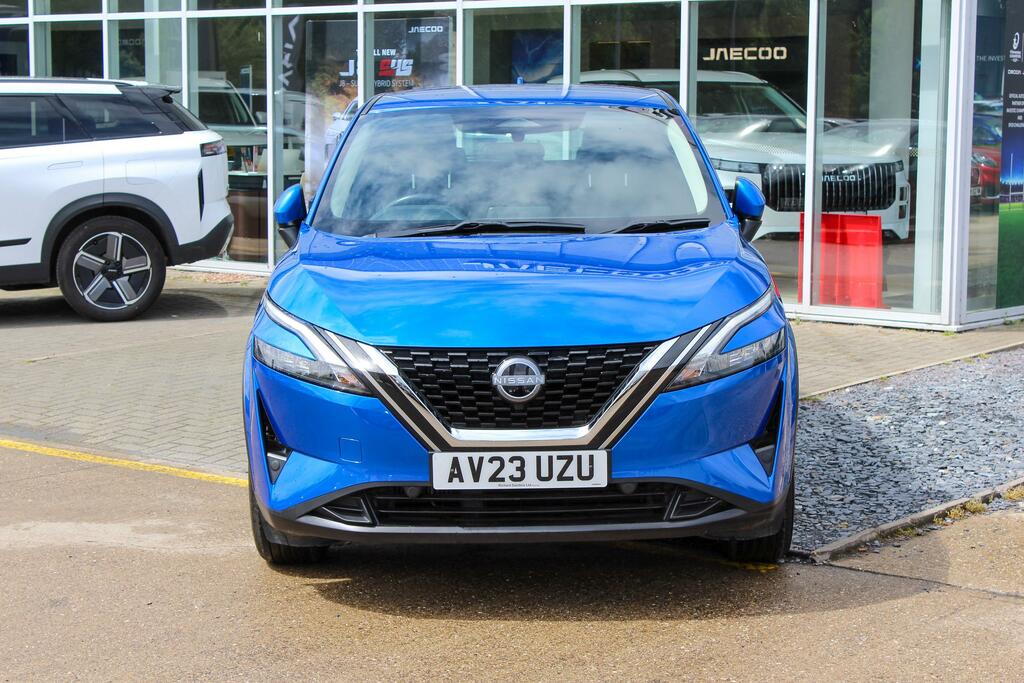 Nissan Qashqai 1.3 Dig-t Mhev Acenta Premium Suv Hybri AV23UZU Blue #2