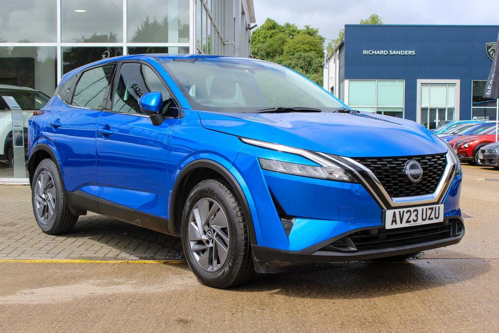 Nissan Qashqai 1.3 Dig-t Mhev Acenta Premium Suv Hybri Blue