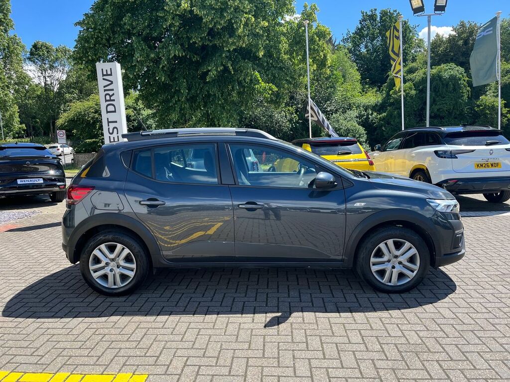 Dacia Sandero Stepway Hatchback Comfort KR22YJX Grey #2