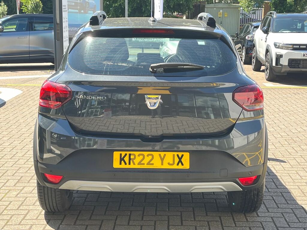 Dacia Sandero Stepway Hatchback Comfort KR22YJX Grey #4