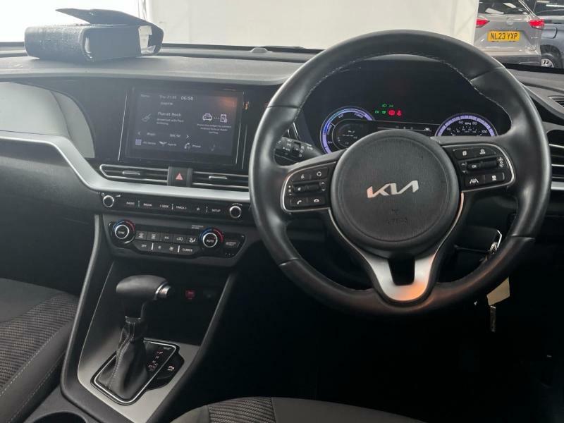 Kia Niro 1.6 Gdi 2 Suv Hybrid Dct Euro 6 Ss RE22GGO Black #5