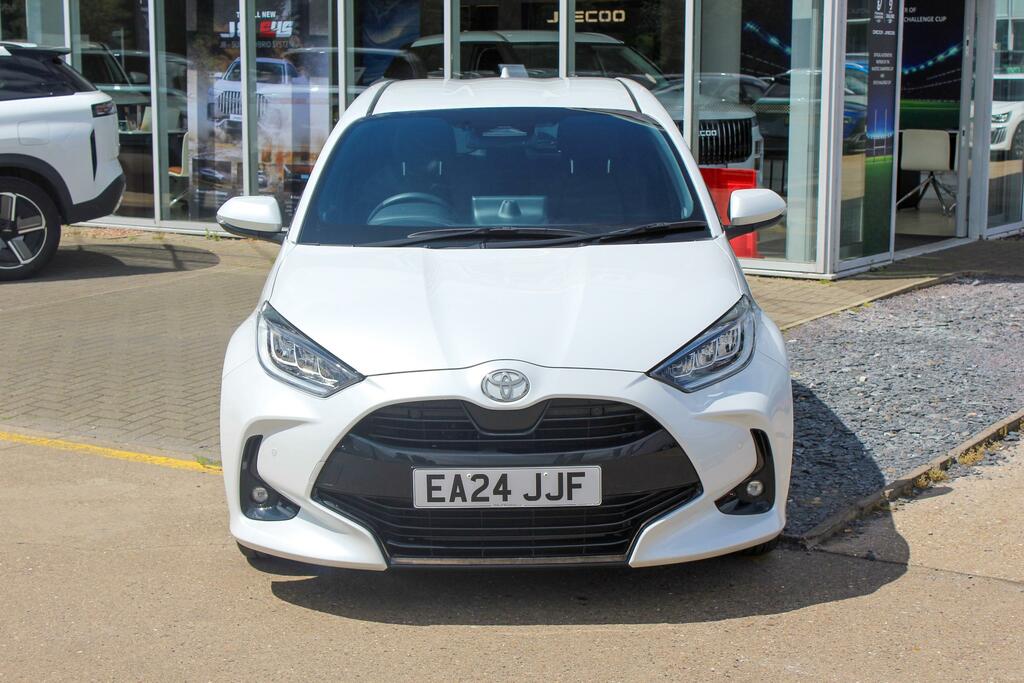 Toyota Yaris 1.5 Vvt-h Excel Hatchback Hybrid E-cvt EA24JJF White #2