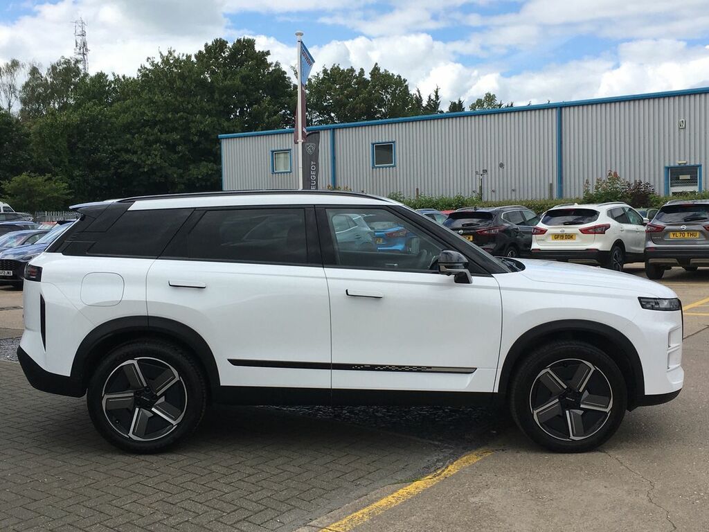 JAECOO 7 1.5T Shs 18.3Kwh Luxury Suv Plug-in Hyb White #2