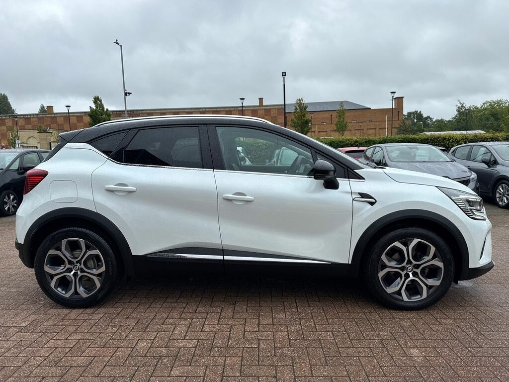 Renault Captur Hatchback Techno HK24UYM #2